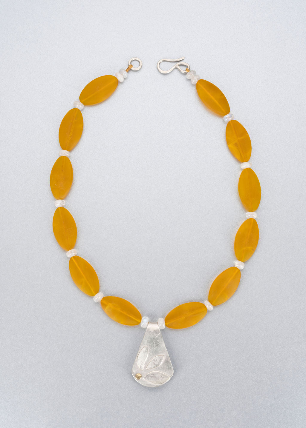 Sea glass, moonstone, silver and 18 ct gold necklace